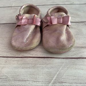 Freshly Picked Pink Suede Camo Hard Soled Bow Mocs